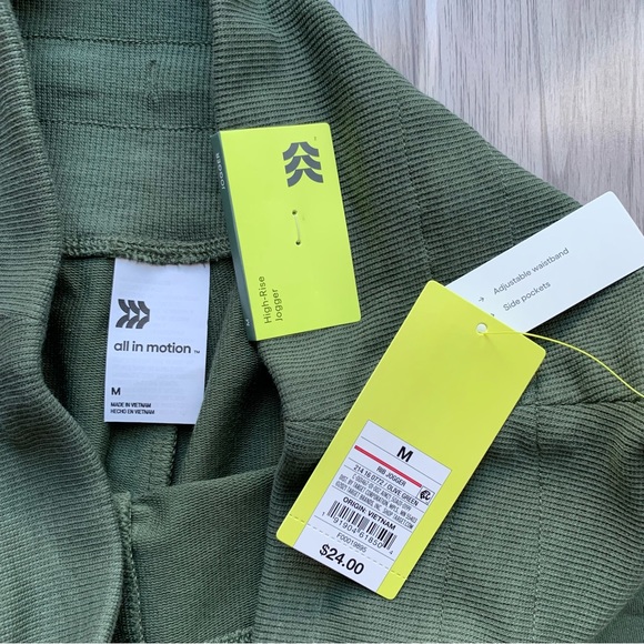 NWT All In Motion High-Rise Jogger Olive Green - Picture 8 of 9